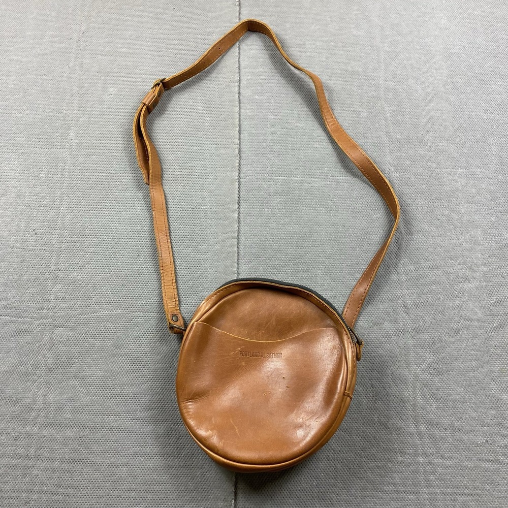 Portland Leather Goods Circle Crossbody Bag Brown Leather Small Purse Used